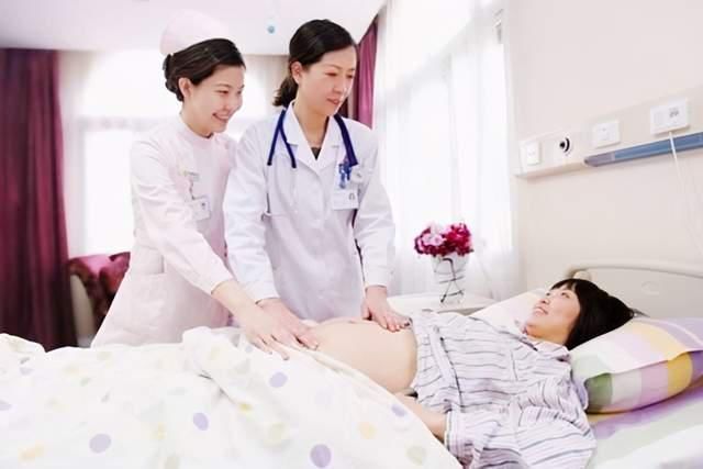 妈妈|孕妇产检时，为何专家不允许家属进去？看后理解了他们的一片苦心