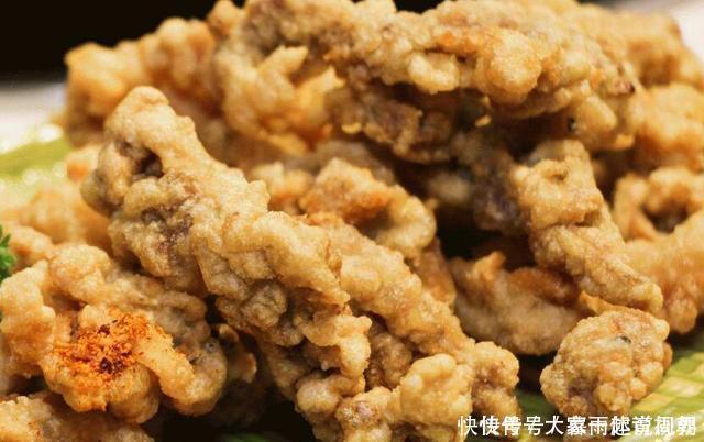 面粉|炸酥肉加“面粉”还是“淀粉”,很多人做错了,难怪不酥脆不香!