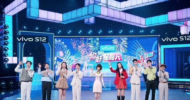 《快乐大本营》宣告停播，主持人只剩何炅一人，其余四人状况如何