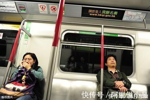 妹妹|3岁暖男哥哥哄妹妹睡觉,小胳膊有爱有担当,宝妈被这一幕感动