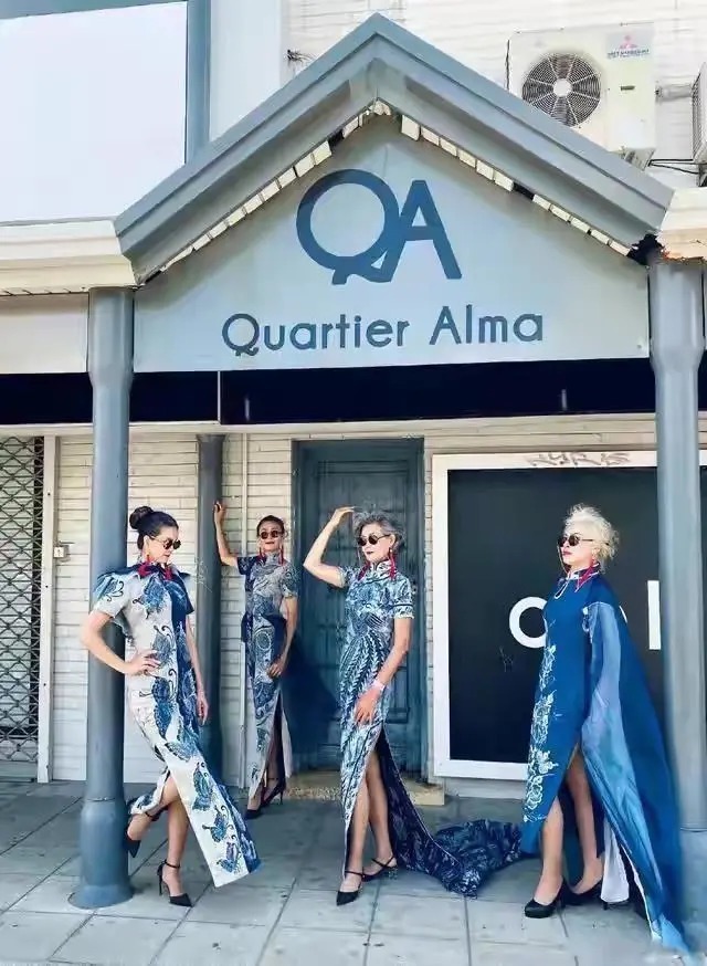 旗袍裙|谁说中国大妈不时髦?这群“时尚奶奶”穿旗袍火到国外,太长脸了