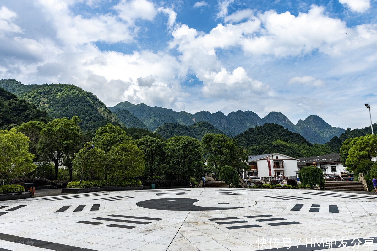 三清山|三清山，道教名山，峰峦叠嶂，秀中藏秀，奇中出奇，美不胜收