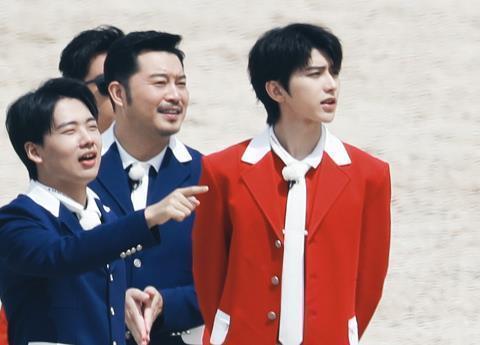 何洛洛|奔跑吧即將迎來男團成員,看清是誰后,蔡徐坤該有壓力了