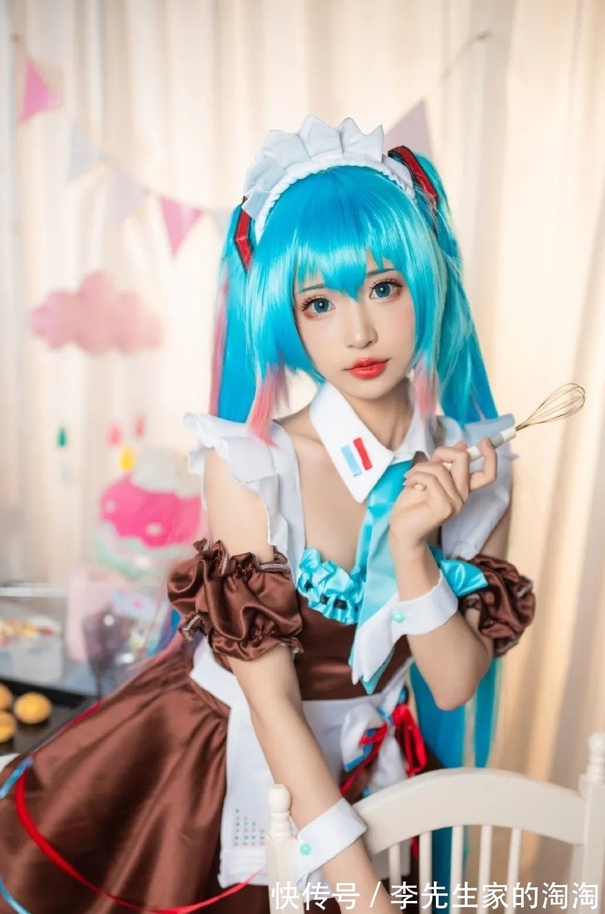 cos：初音未来巧克力女仆cos正片@MAY为穷所困