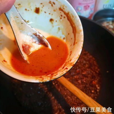 豆豉|别怪我没提醒你，这道豉汁虎皮凤爪一吃就上瘾