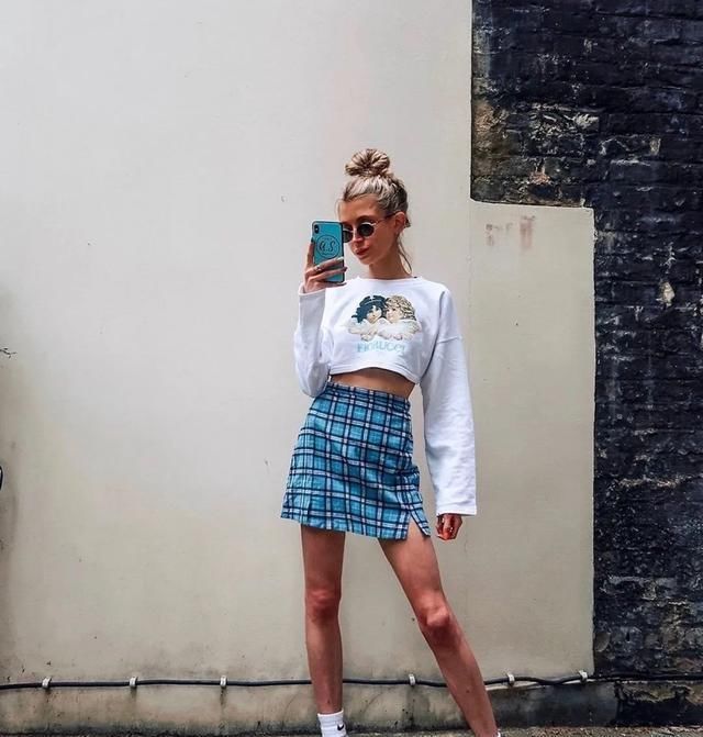 轻松|衬衫怎么穿出时髦感学三木时尚穿搭,告别土肥圆轻松