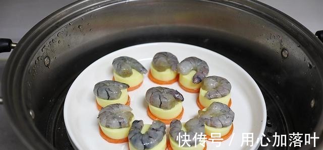 豆腐|只会水煮虾学会这个做法，好吃还不长肉！
