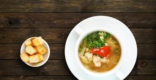 脂肪含量|糖尿病患者的福音：4类“鱼”若能常吃，血糖平稳不飙升