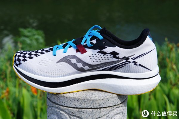 真·畅|跑鞋评测 篇四:真·畅跑云端:Saucony索康尼 Endorphin Pro啡鹏2上脚体验
