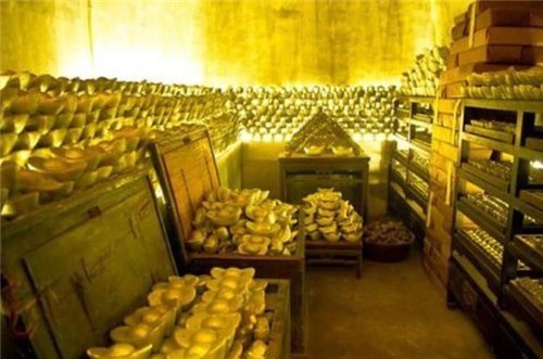 大清巨贪和珅虽然爱钱,但有三种钱财从不贪,尽显他为人处世智慧