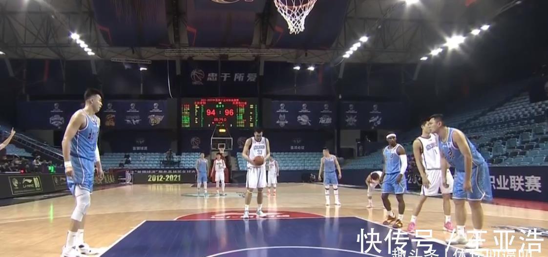 cb39+5+5!36岁外援库里附体,林书豪15中6输球,三分33比63引争议