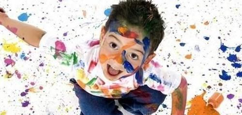 同龄人|娃越聪明越难带,李玫瑾:孩子身上有这3个特征,家长就偷着乐吧