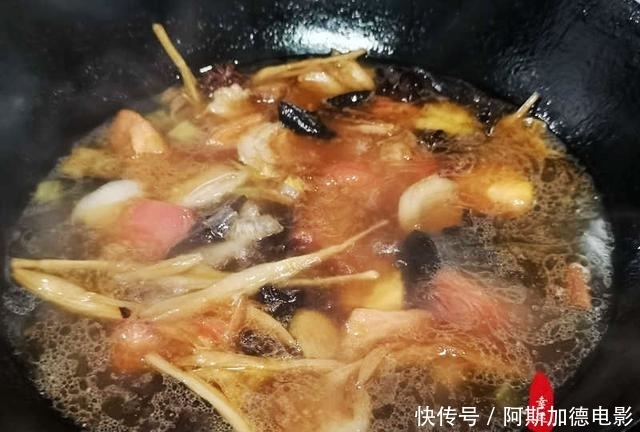 喜欢|豆腐白菜丸子粉条一锅烩的大菜，好吃还接地气，就喜欢家常菜