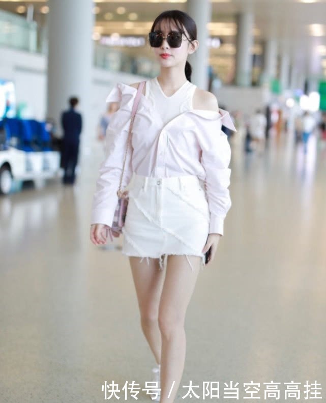 柠檬精|孟子义故意穿“童装”走机场,这漫画腰绝了,女生酸成柠檬精!