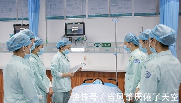 血管健康|50歲夫妻先后腦梗離世，醫生：晚餐吃2種食物，比肥肉還“升脂”，趁早忌口