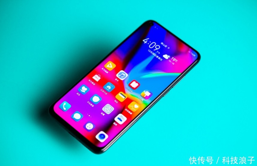 哪一部|目前烂大街的3款手机,你正在使用哪一部?