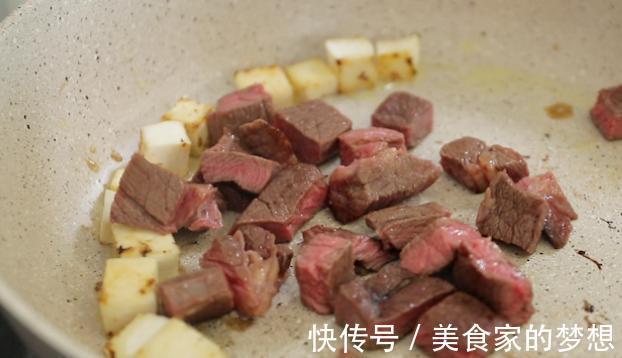 杏鲍菇牛肉粒|牛排在家这样做，比西餐厅的还好吃一百倍！