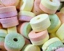 长大|我敢说你一定是吃了这些零食长大的,最后一个女孩们都吃了