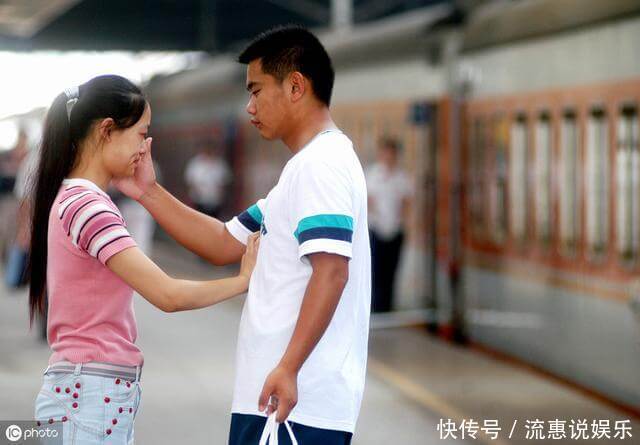 妈妈|初二女儿早恋,妈妈没有阻止,只对女儿说了7句话!