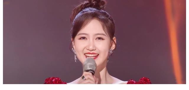 湖南台腊八晚会主持团洗牌，齐思钧替代何炅汪涵，3位新人成主角