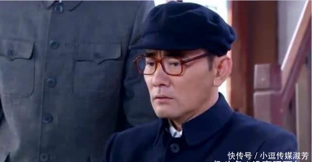 工作人员|溥仪晚年去办户口,写到家庭住址时,工作人员不敢填,溥仪尴尬了