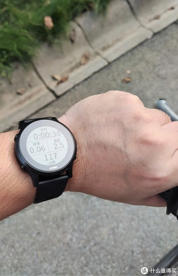 表带|尽情跑,它思考!宜准R6运动手表:为你定制跑步计划,做你专业运动小管家
