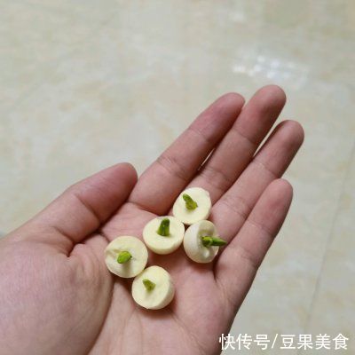 sug吃一次就上瘾的#我为奥运出食力#椰汁玫瑰鲜莲子露