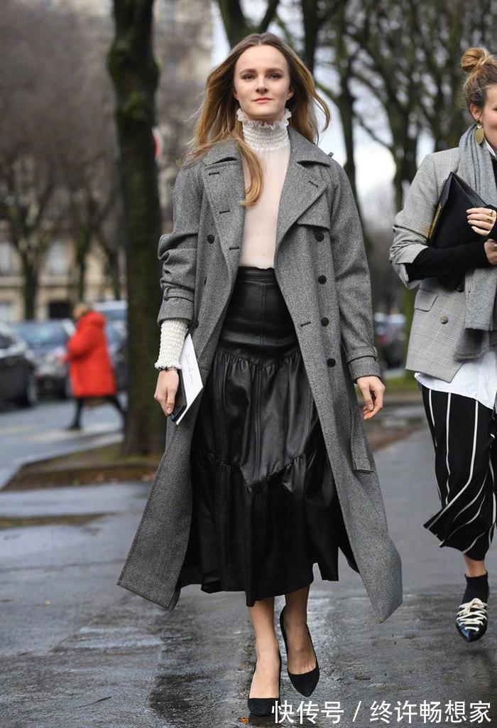 身材 谁说皮裙难驾驭教你根据身材来穿搭,不仅显瘦还很潮,快学起来