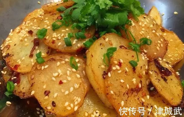 土豆的十种做法,再也不会每次都吃土豆丝了,快收藏吧