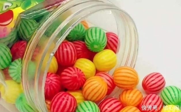 感受到很多|网评童年“最爱吃”的四种糖,粘牙糖上榜,最后一种在逐渐消失