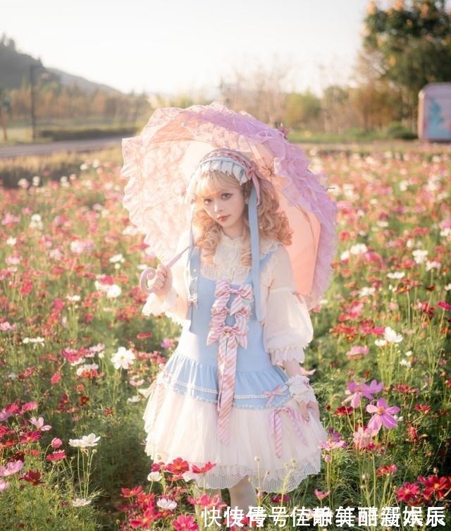 菱花镜@七言绝句千树梨花消夜白,高山覆玉岁寒心