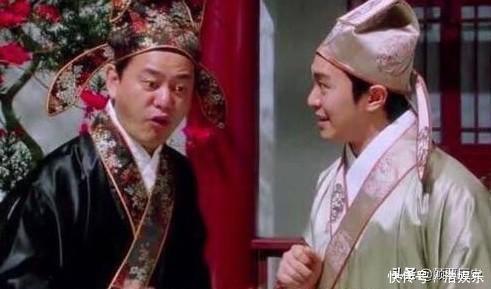 尼姑&祝枝山出上联:“尼姑田里挑和尚”,唐伯虎对下联,让人拍案称绝