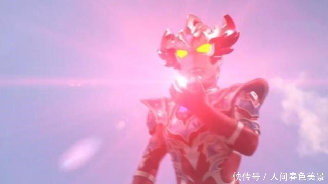 黑化|泰迦三人合体觉醒新形态,比煜坤形态强很多,托雷基亚也能随便捶