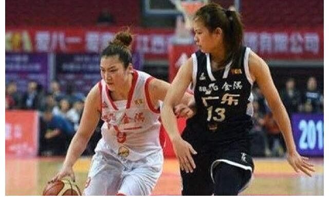 世青賽|“女版詹姆斯”李夢：女籃的硬核甜心，拒絕西班牙富商只嫁中國人