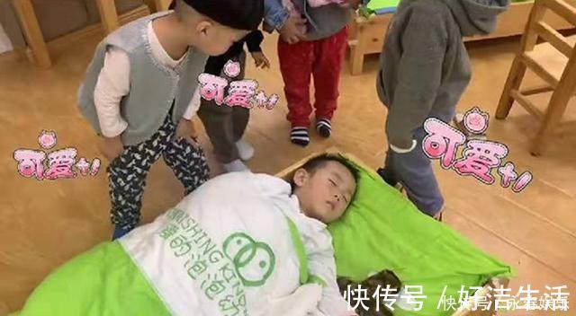宝妈|“最贪睡宝宝”走红,全班师生一起围观睡觉,网友:全场最靓的仔