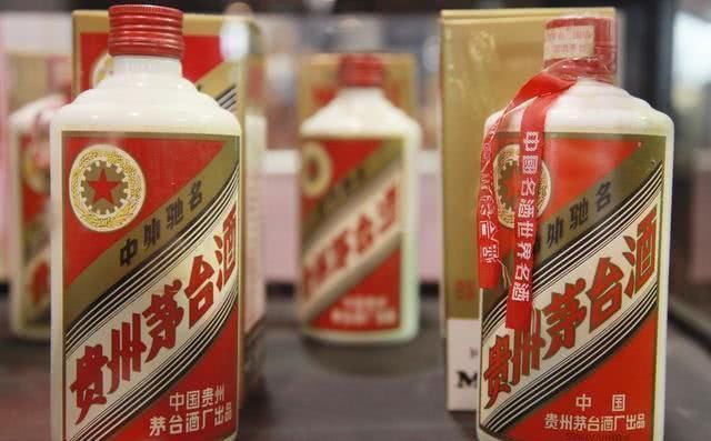 用来|为何五粮液干不过茅台?前者用来喝,后者用来炒,网友:一针见血