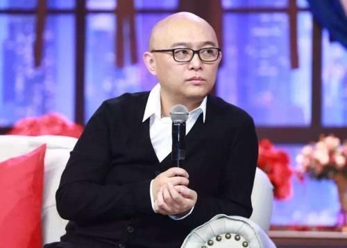 参观主持人孟非的家,生活过得很节俭,小区每年被水淹也不肯搬家