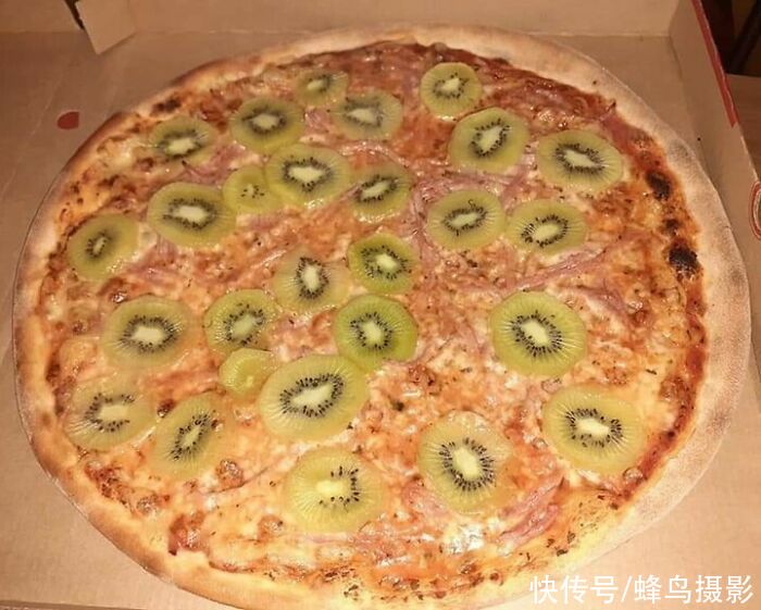 黑暗料理|35个活久未见的西餐，黄瓜中间塞着香肠，美国鸡蛋灌饼跟谁学的