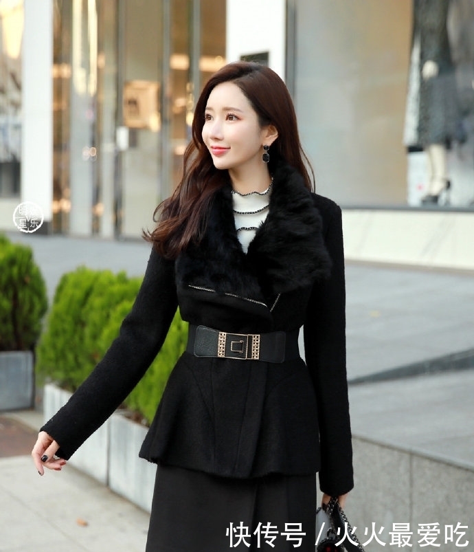 穿出|街拍:长靴黑丝必备,冬天也能穿出性感!