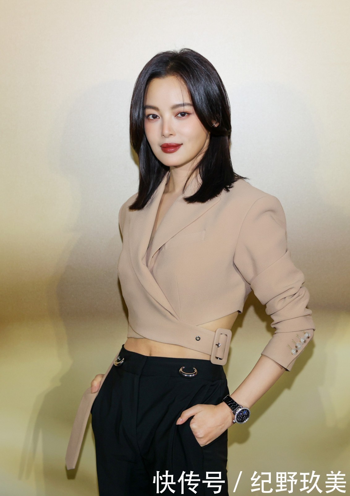 万宝龙|两三万元，钻石闪闪且美的女表选哪款？