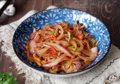 洋葱和它是绝配,等于天然“血管清洁工”,软化血管,血管通畅了