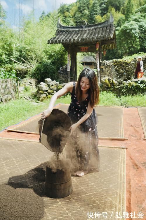 幸福瞬间|漫步浙南千年古村，村子不大鲜有游客，却因一门千年技艺名声远扬