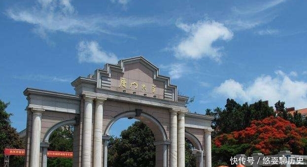 这几些大学非常特殊，游泳课是学校里的必修课，不会游泳将面临无法毕业