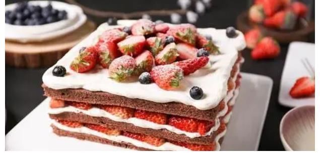 甘油三酯|高血脂不能碰牛奶吗?医生直言:不想甘油三酯升高,2物趁早远离