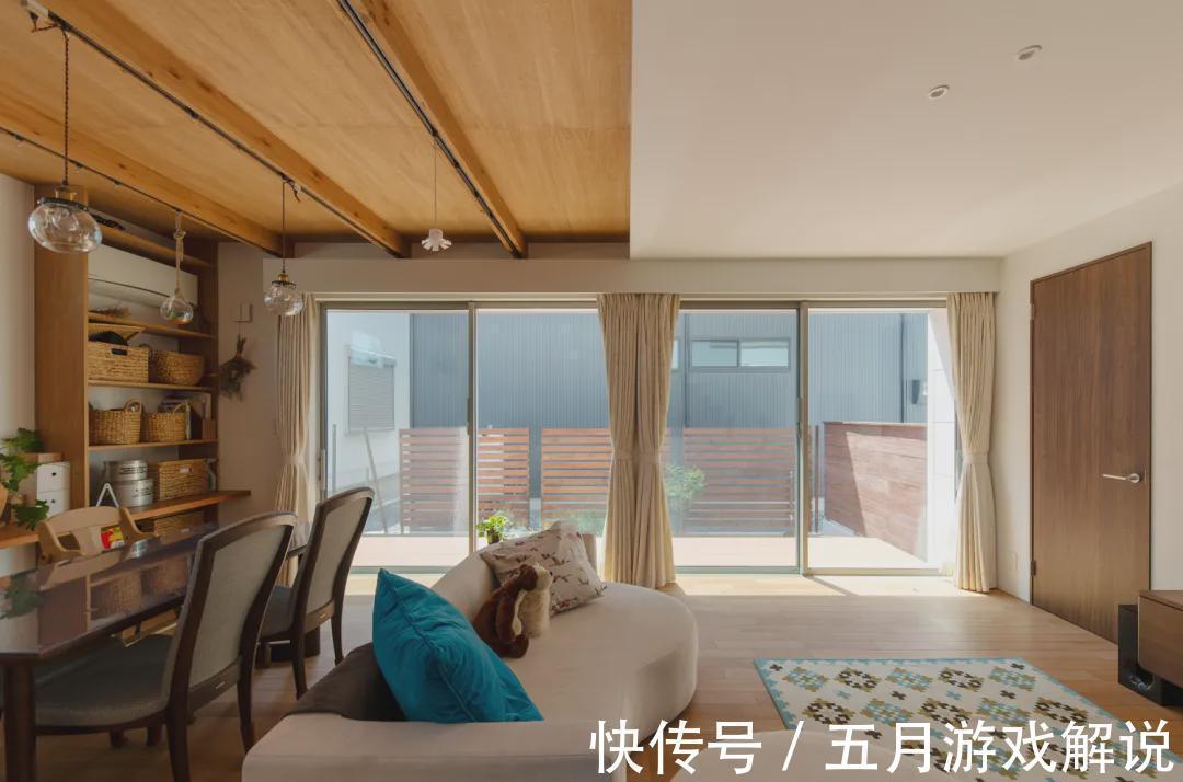 楼梯|120平复式房，客厅设计实在漂亮！超大落地窗采光充足，舒服！