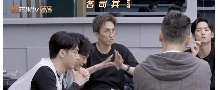 《披荊斬棘》人設大反轉?藝術家林志炫太霸道,說唱組全員獲贊