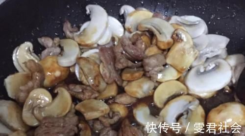 口蘑|入冬后最该吃这菜,3块钱1斤,营养高,味道好,多买给家人吃