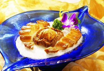 冻鲍|美食推荐：香辣酱香骨、日式冻鲍、滑菇肥肠制作方法