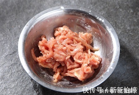 腥味|炒肉时,用淀粉腌制就错了!30年大厨教你3招,鲜香嫩滑,无腥味