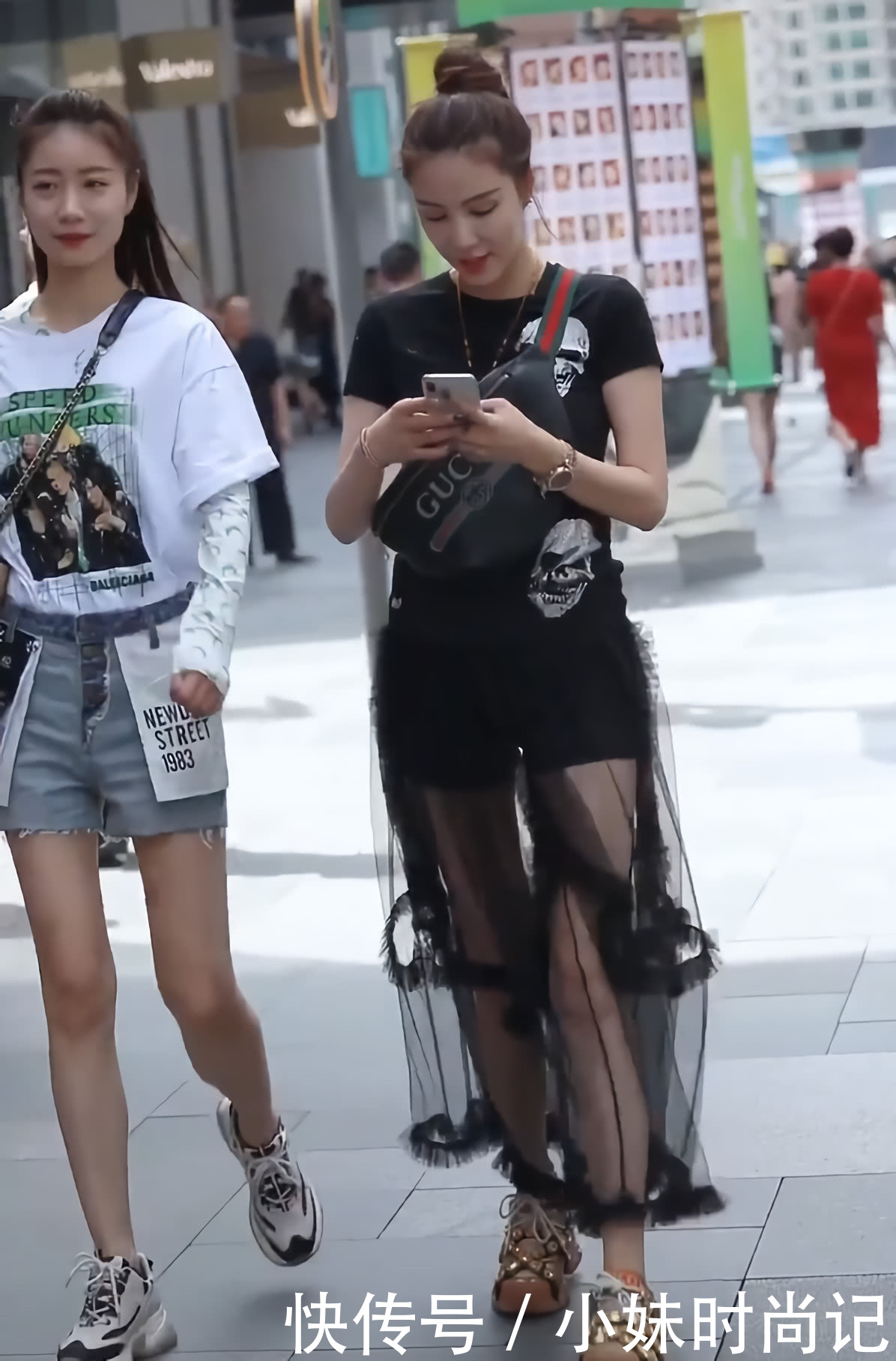 ²»ÁÏ|½ÖÅÄÃÀÅ®£ºµÆÕÖȹºÃ¸¡¿ä£¬²»Áϱ»¹ëÃ۵ķ´´©¿ãÇÀ¾µ£¬Ë¸üÐÄ»ú